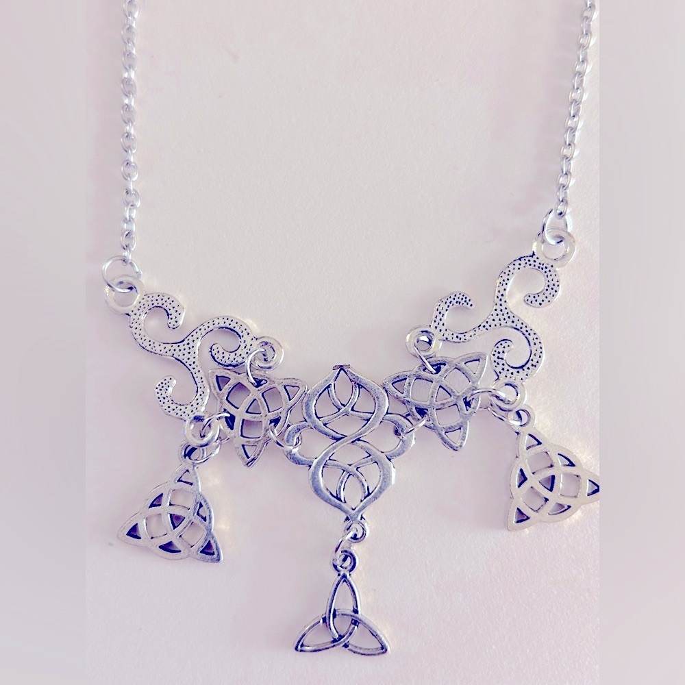 💰FREE add 1/bundle Necklace Irish Celtic knots & symbols on silvertone chain